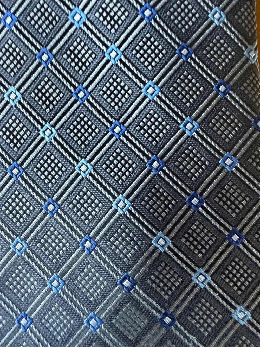 Mens Navy Tie with Light Blue Diamond Lattice Pattern